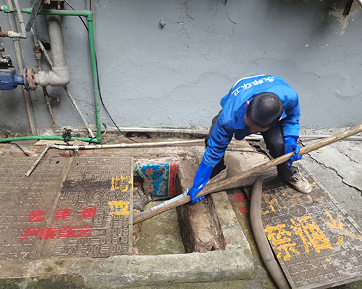 乌恰清掏化粪池